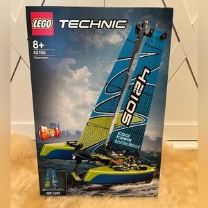 Brand New Lego Technic Catamaran - 42105